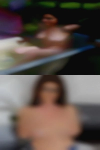 Looking nude horny sexy woman.